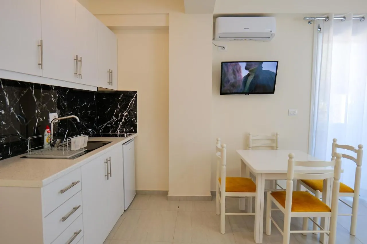 Guest house Vila Lejla Ksamil