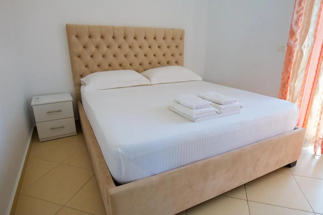 Guest house Vila Lejla Ksamil