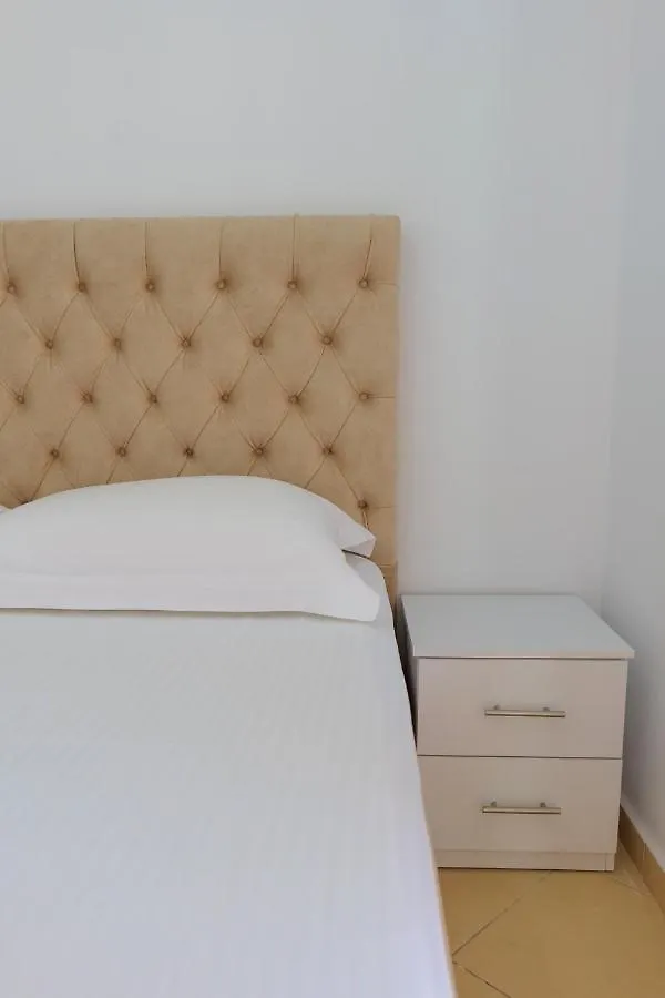 Guest house Vila Lejla Ksamil
