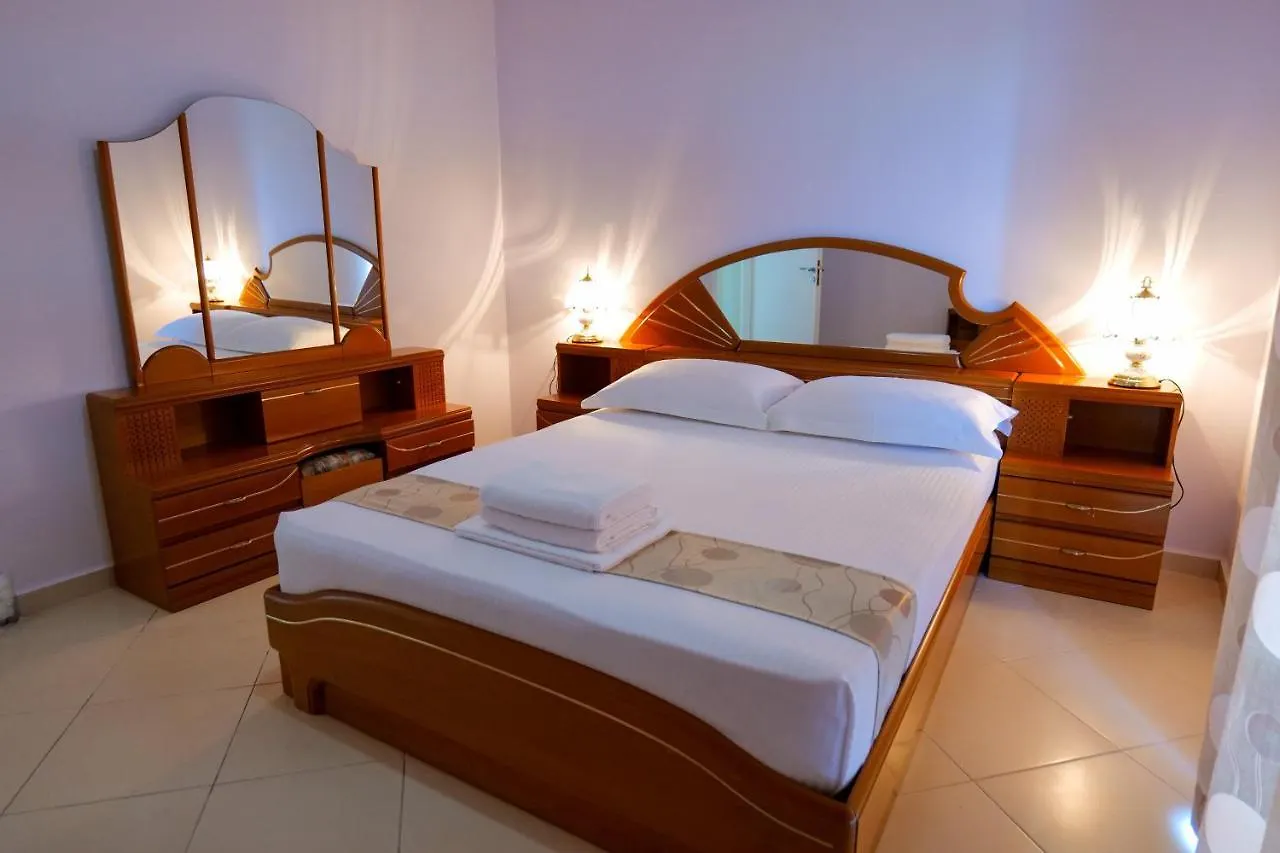 Guest house Vila Lejla Ksamil Albania