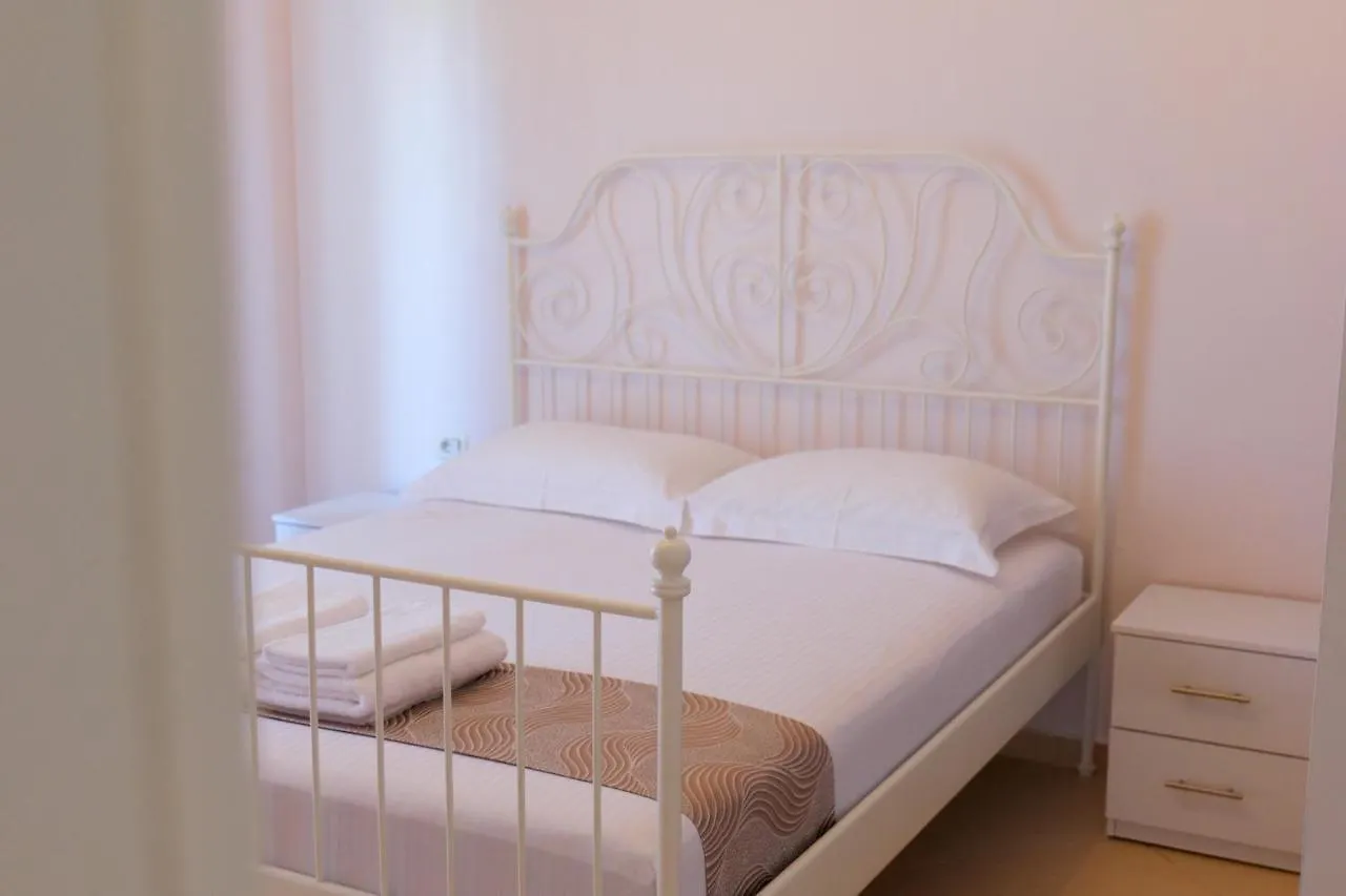 Pensjonat Vila Lejla Ksamil Albania